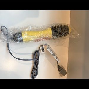 Drybar double shot blow-dryer brush.
